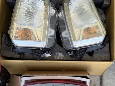 2014 tundra headlights and taillights