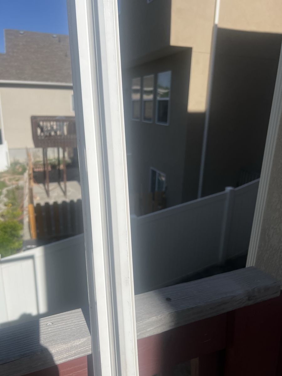 Main image 5