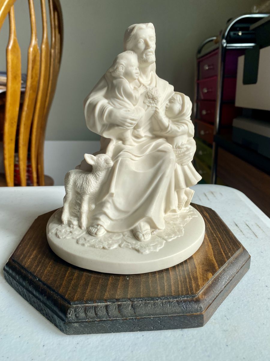 Maryetta’s Ceramics Come Unto Me Statue