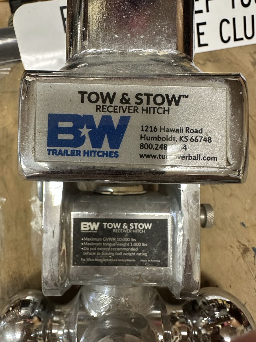 BW Tow&Stow Hitch