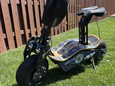 2 Mototec Velocifero Scooters