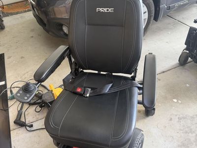 Pride Jazzy Evo 613 mobility scooter