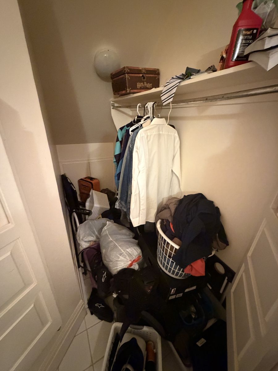 Main image 4