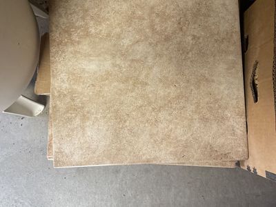 Free - tile stones 17x17 quantity 20.