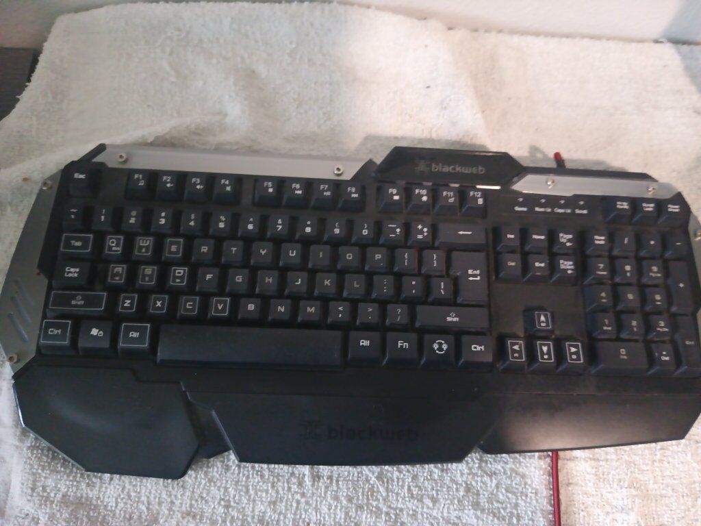 blackwebb gaming keyboard