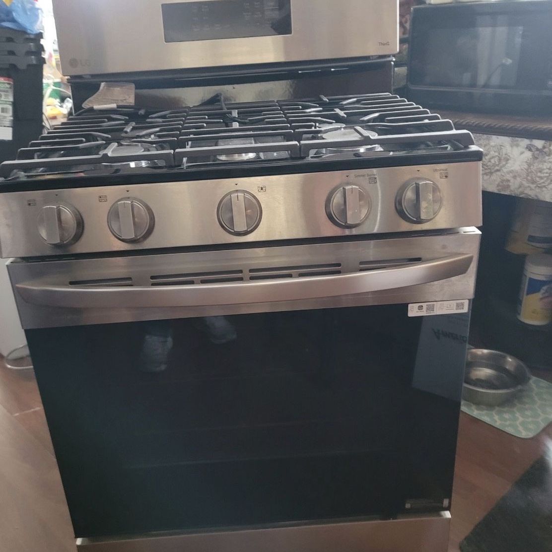 Gas stove