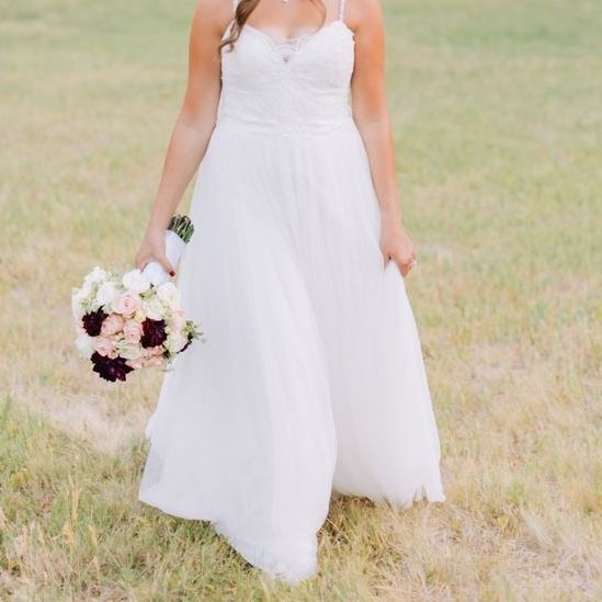 Bridal Wedding Dress & Veil