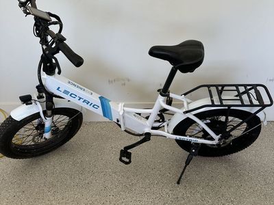 Lectric ebike. 180 Miles. brand new motor, wheel, tire and freewheel. Comes with charger. Message only.