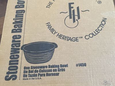 Pampered Chef stoneware baking bowl