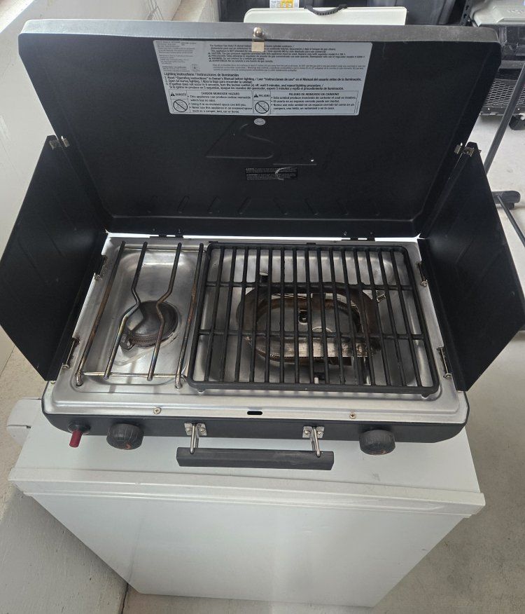 Portable 2-Burner Camping Stove and Grill Combo - Perfect for Outdoor Cooking
