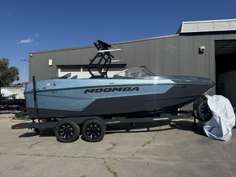 2025 Moomba Max
