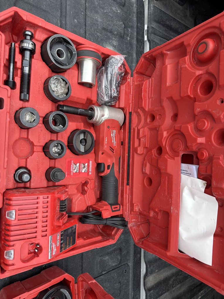 Milwaukee Punch Set 6T