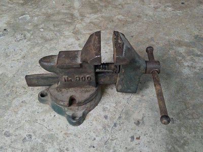 Vintage Littletown Workbench Vise