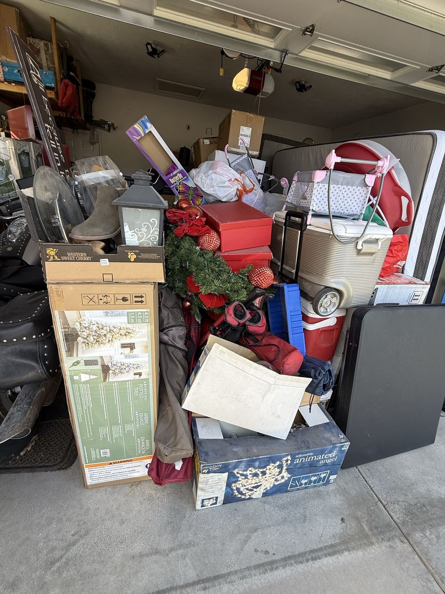Garage Sale Saturday 7/11 7-2:00