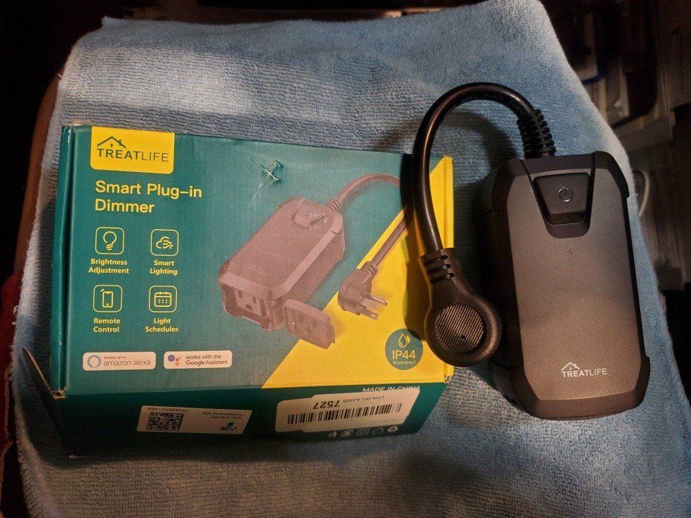 Smart Plug-in Dimmer, Remote, WiFi