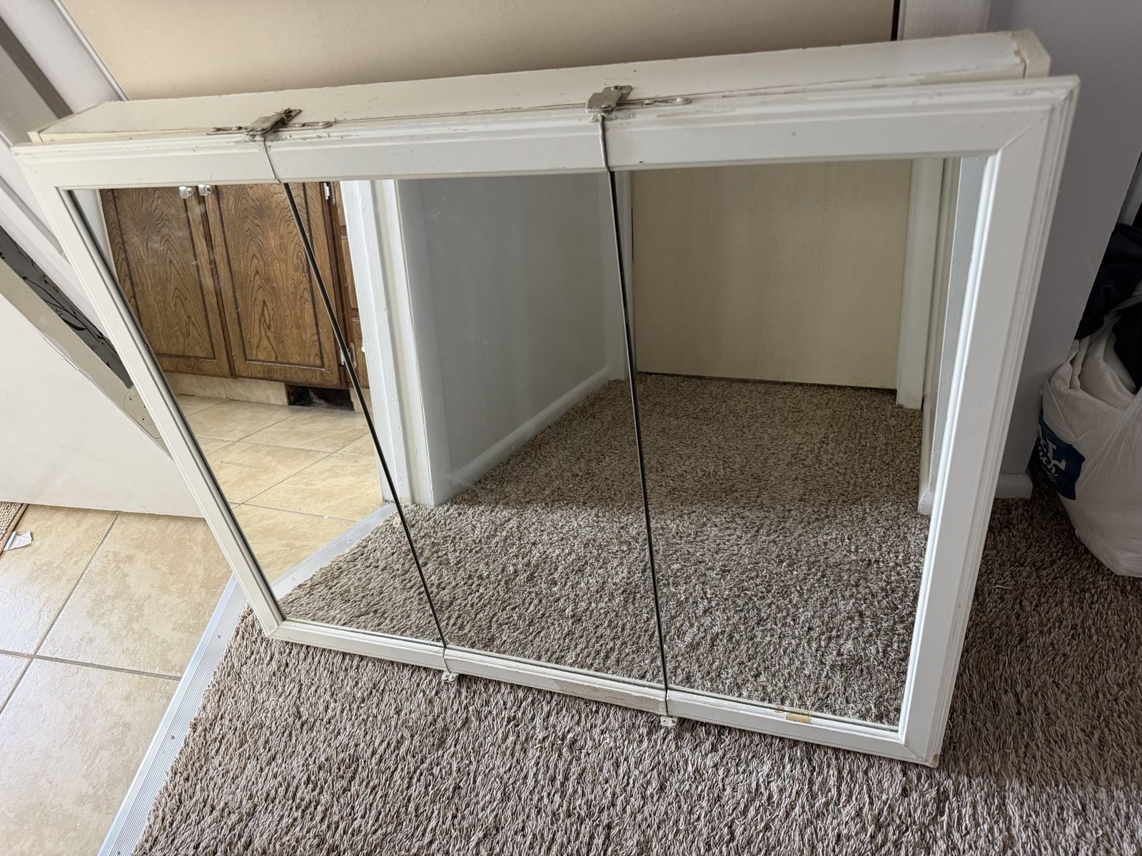White Tri-View Bathroom Medicine Cabinet with Mirrored Doors