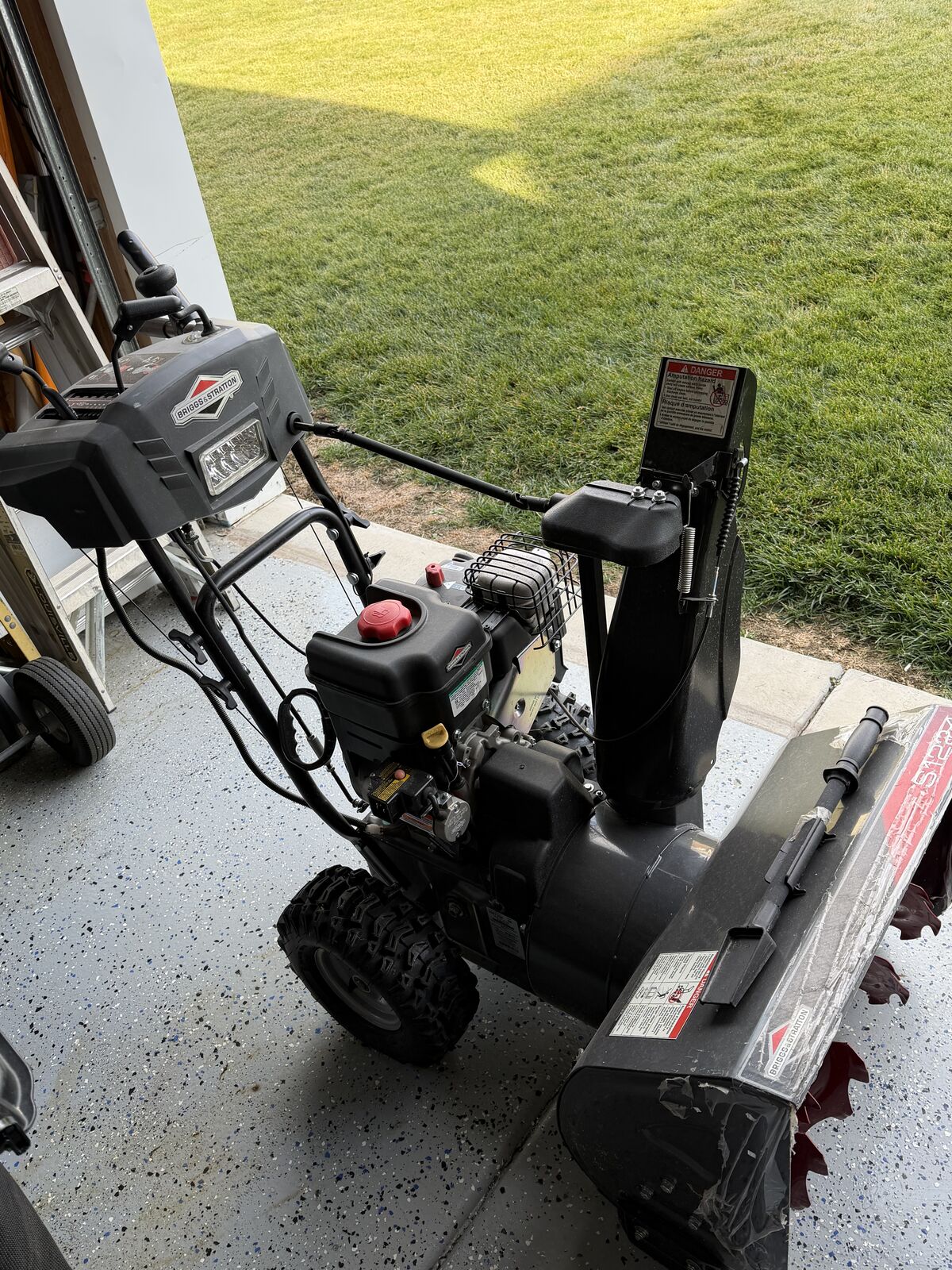 Briggs and Stratton-Snow Blower
