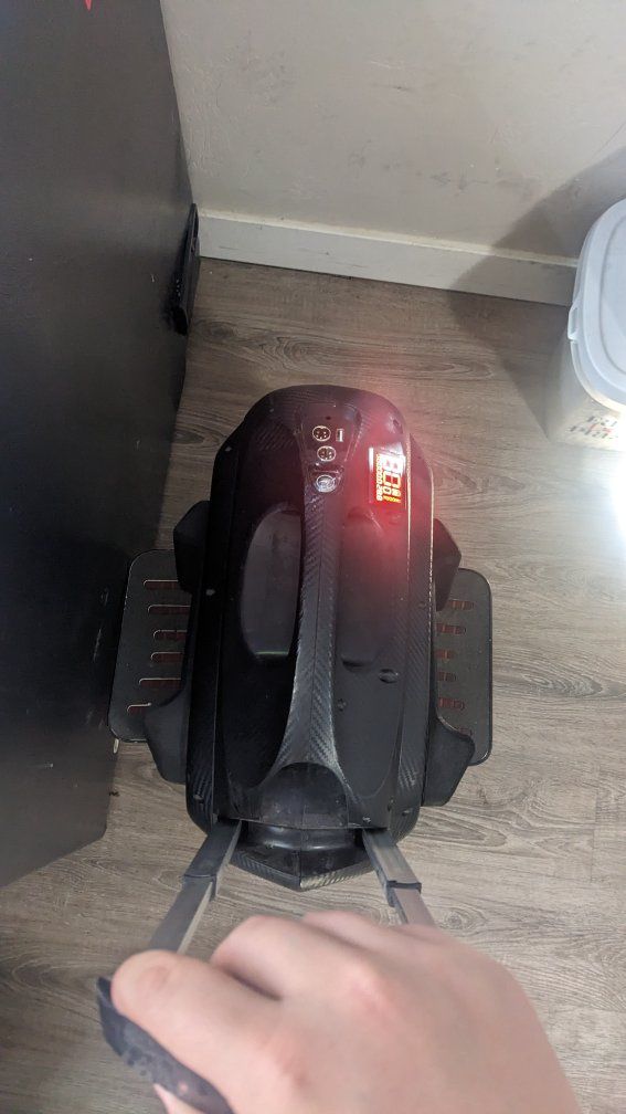Main image 3