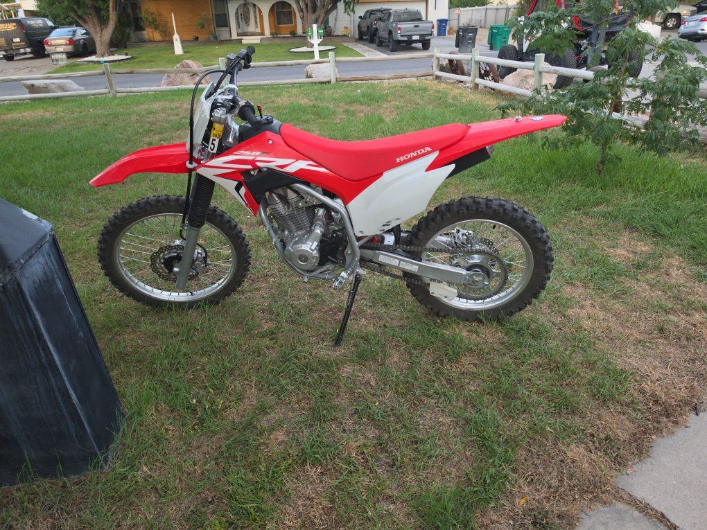 Main image 2