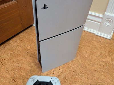 Ps5 Slim (Digital Edition) 1 TB /w Controller and Cables