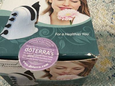 Doterra Advanced Aromatherapy Essential Oil Diffuser with Box, Manual, Nozzles - Works Great!
