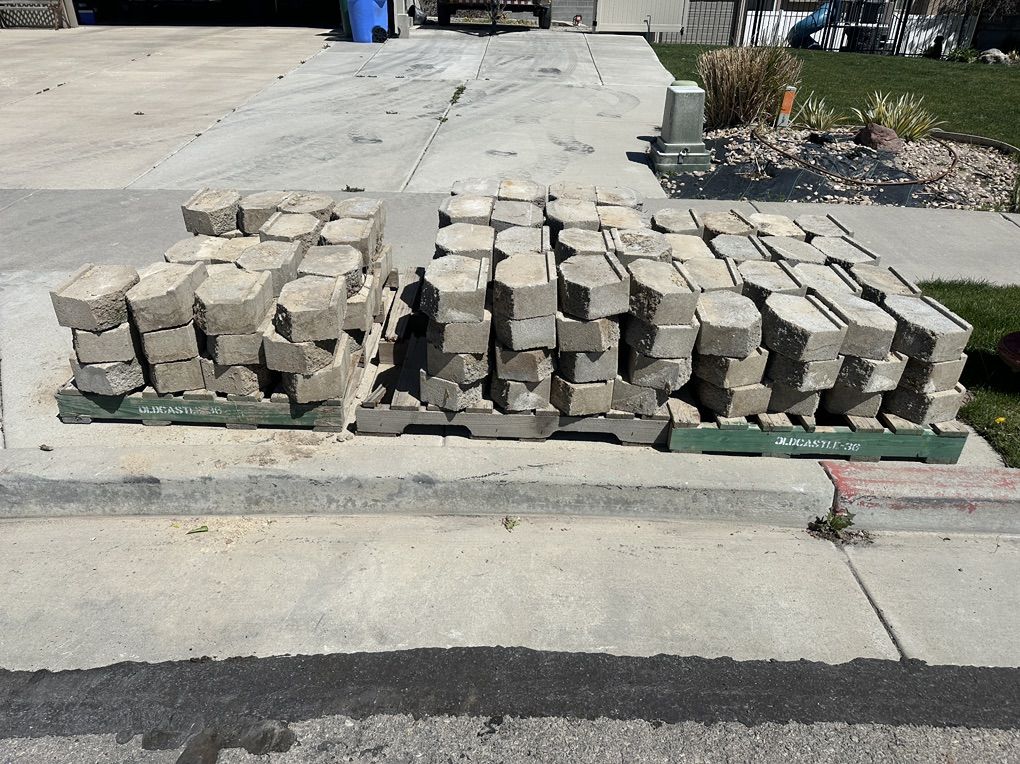 FREE Castlerock - Landscaping Paverstone