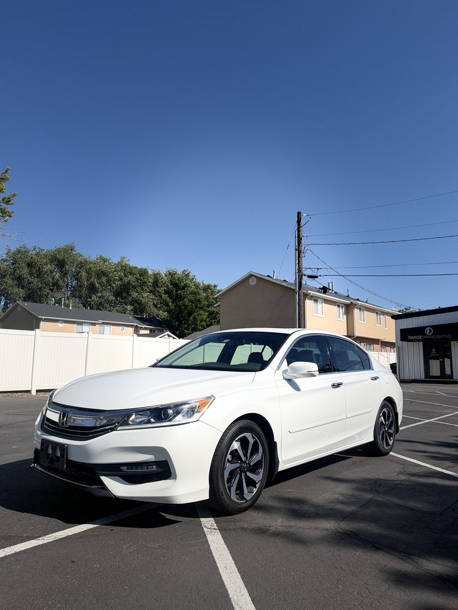 2016 Honda Accord EX-L V6 w/Navi w/Honda Sensing
