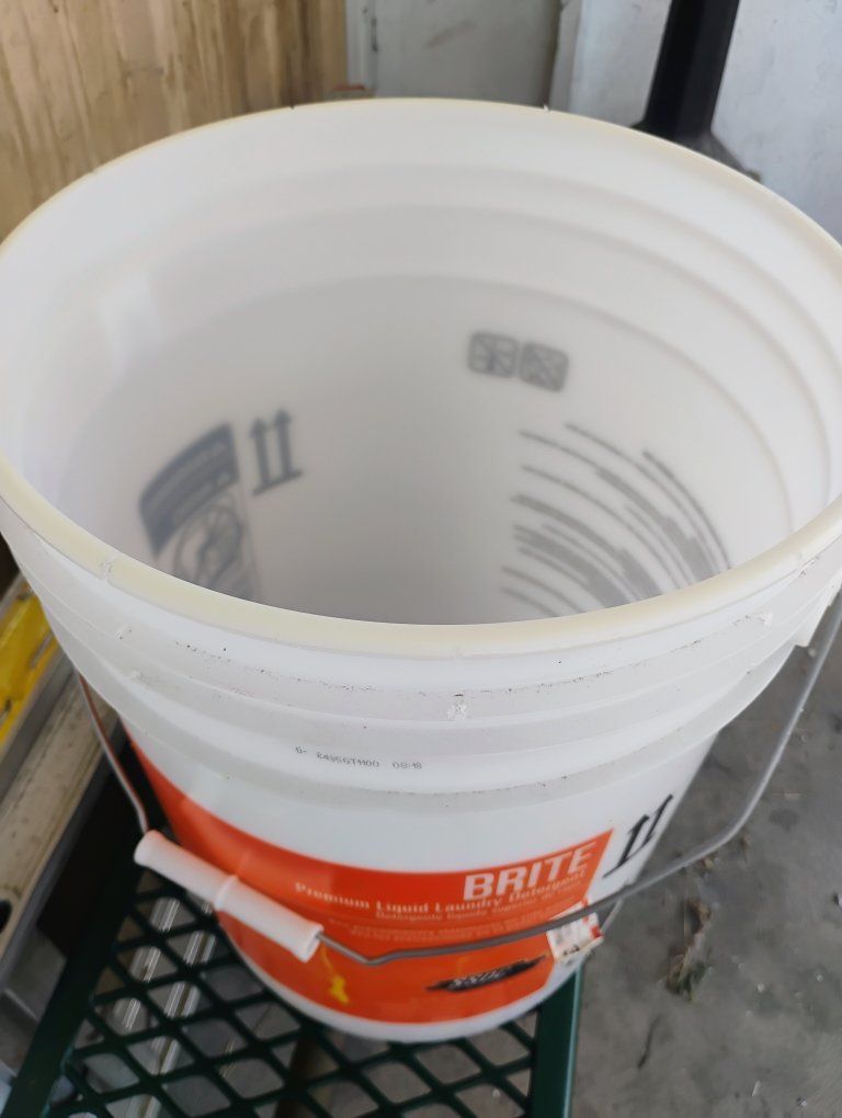empty buckets $2 each
