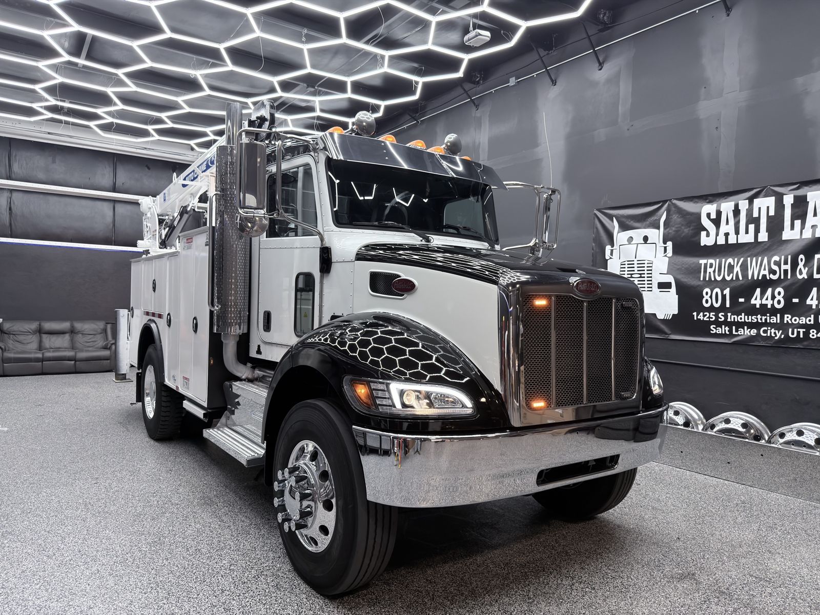 Peterbilt 337 Mechanics Truck Auto Crane