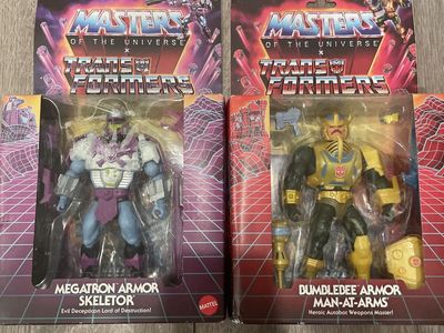 Mattel MOTU Origins Bumblebee & Skeletor (Damaged Packaging) Action Figure Lot