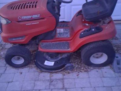 Tractor mower lawn