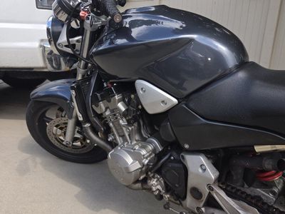 2004 honda hornet 919