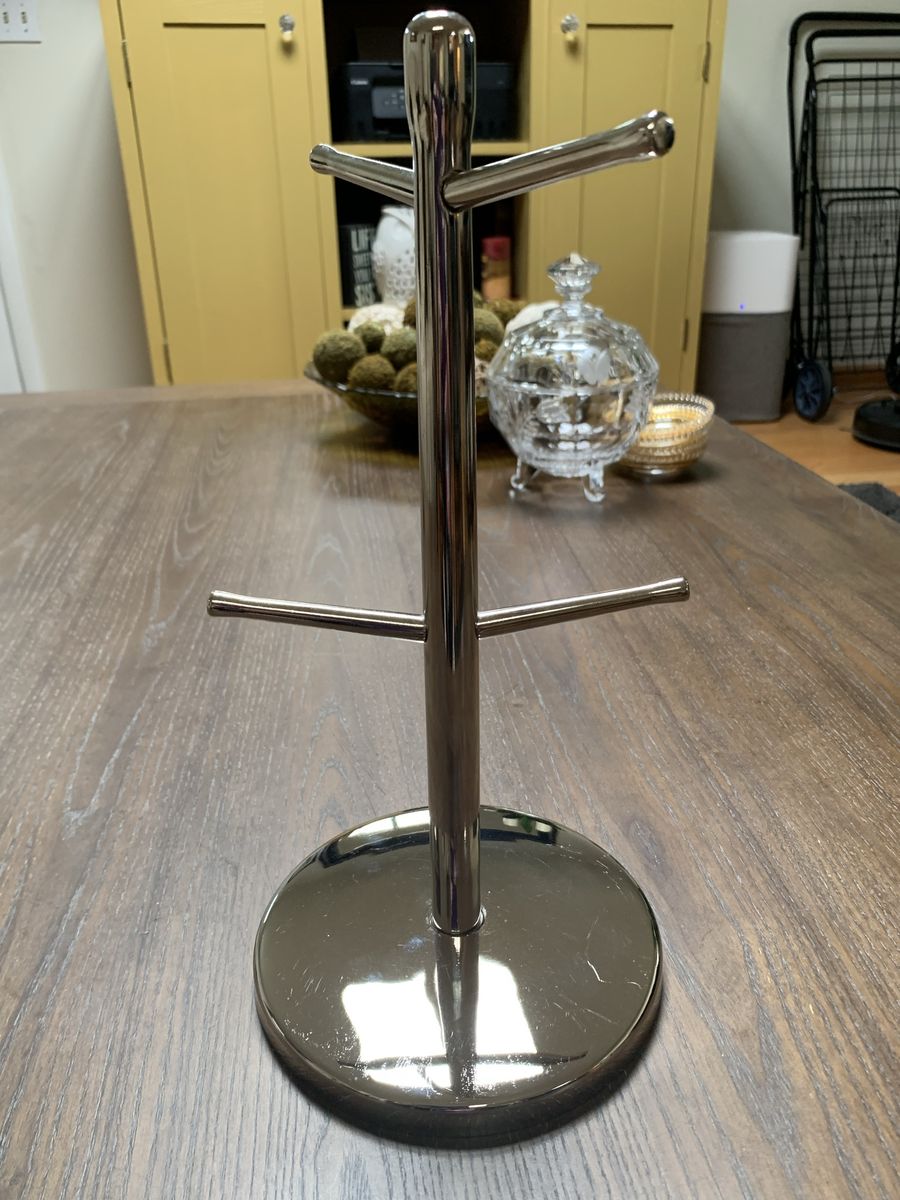 Stainless 4 Mug Holder With Solid Base