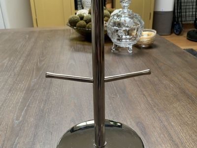 Stainless 4 Mug Holder With Solid Base