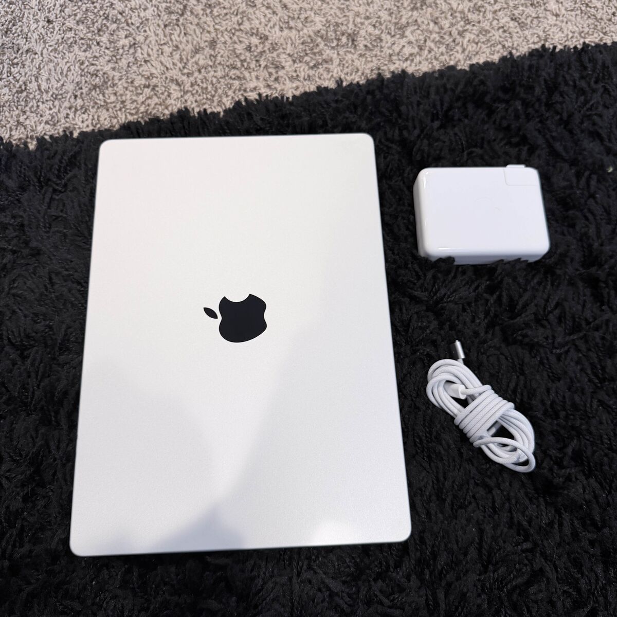 Macbook Pro 14 Inch M1 Pro 512GB 16GB