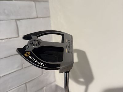 Odyssey White Hot 2 Ball Fang Putter