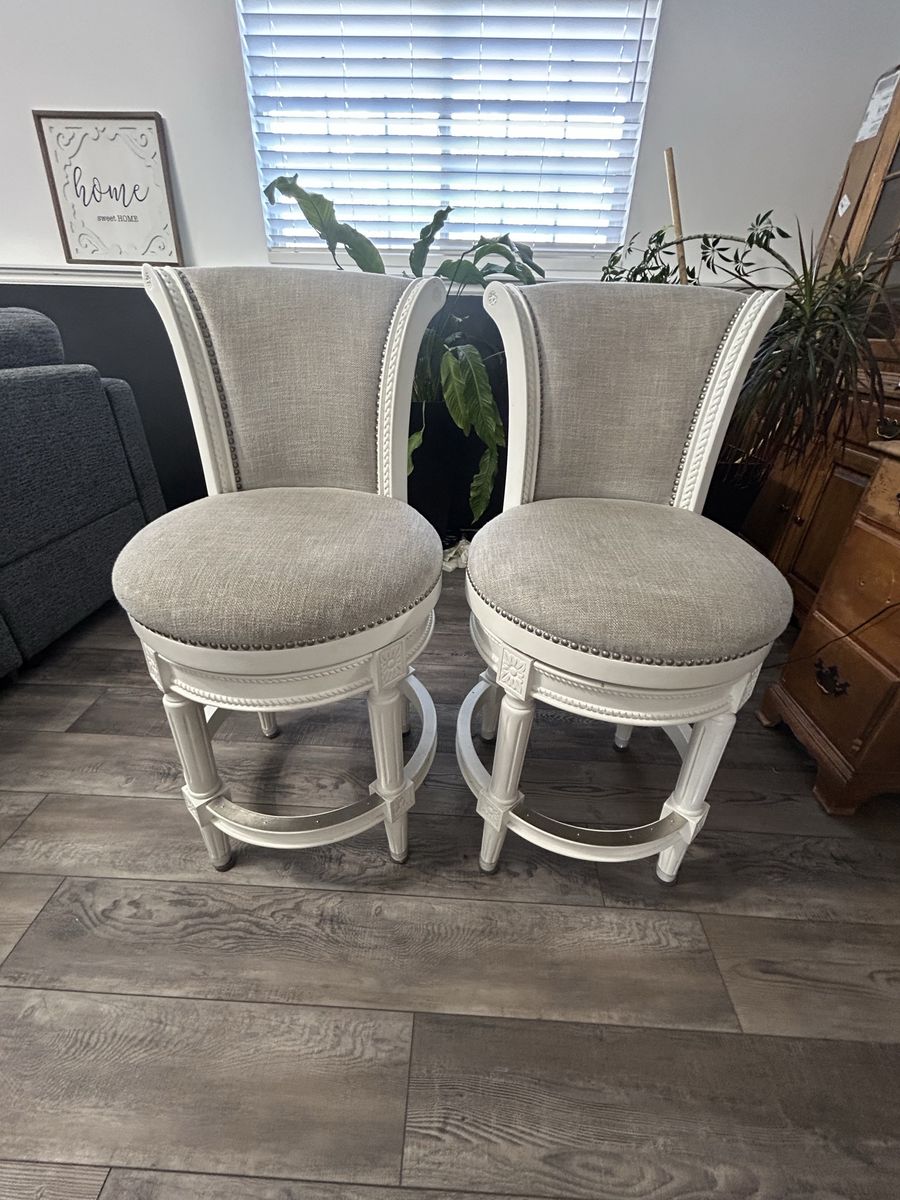 Set of 2 Upholstered Swivel Hardwood Counter Stools - White / Gray