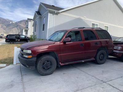 2001 Chevy Tahoe 4x4 PART OUT