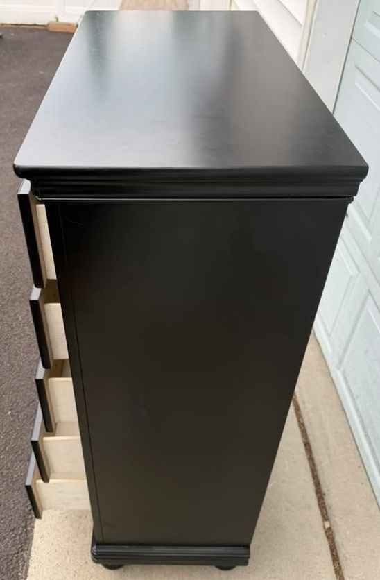 Main image 6