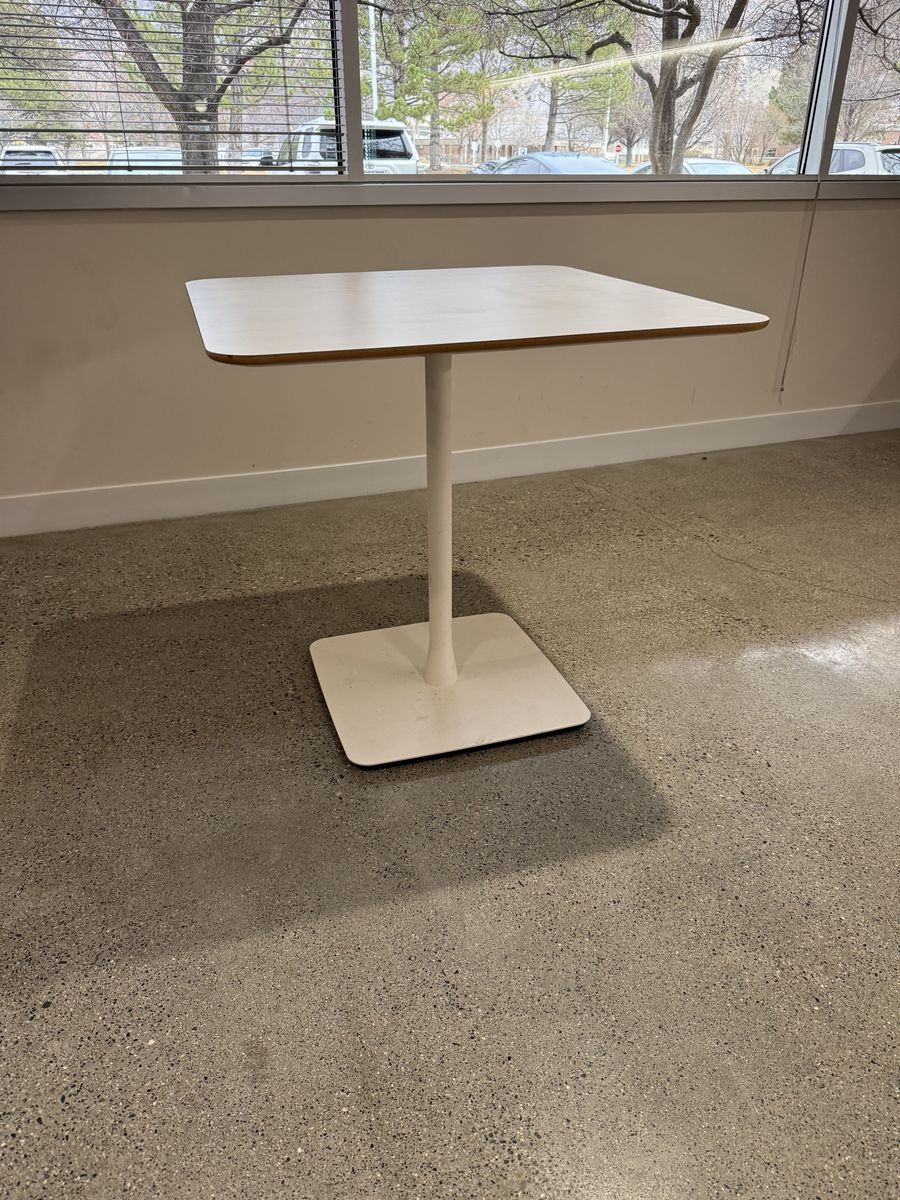 FOURTYSEVEN TABLE