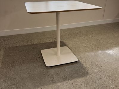 FOURTYSEVEN TABLE