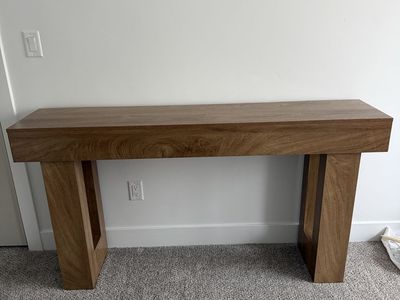 Modern Wood Grain Console Table (63 Inches Long)