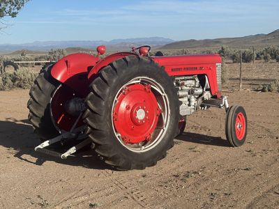 1964 Massey Harris 65