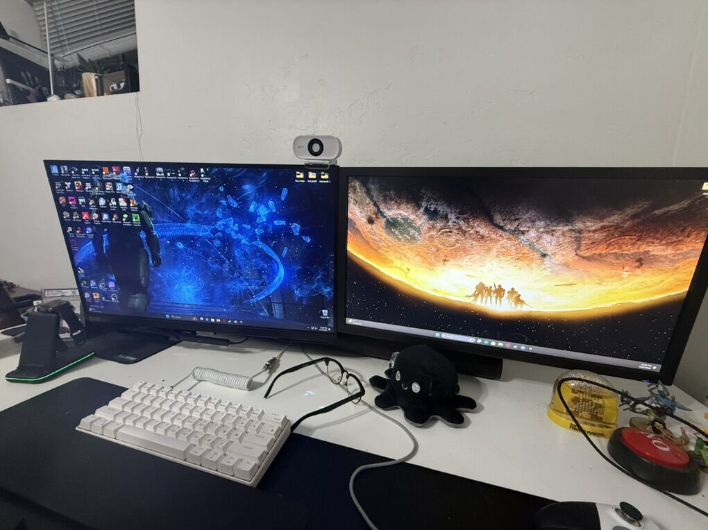 Monitors And Monitor Mount