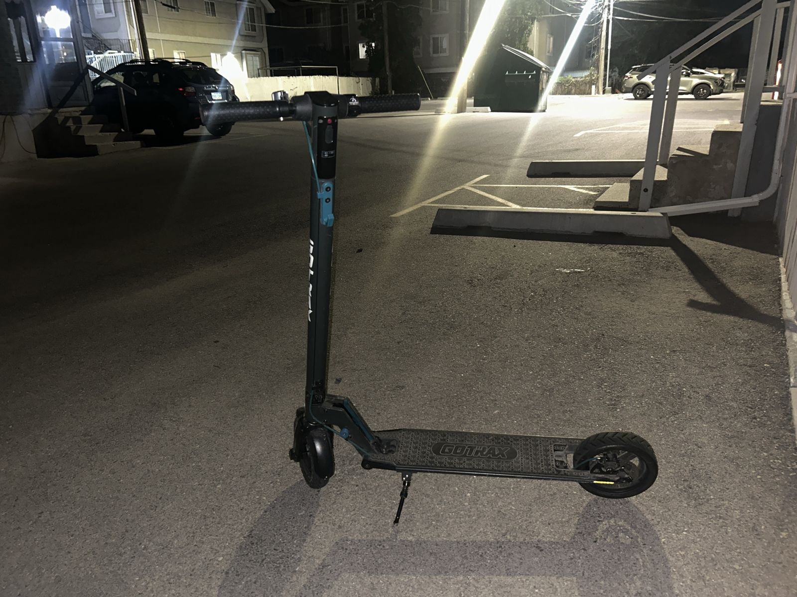 Electric scooter
