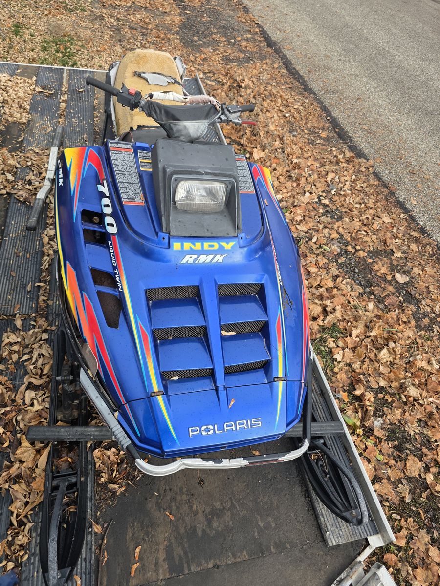 1998 Polaris RMK 700