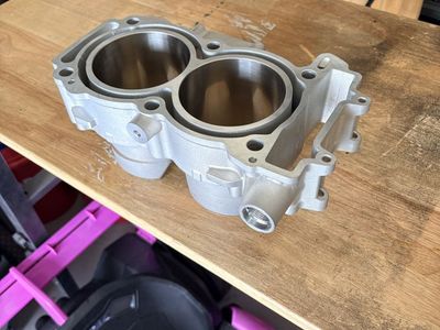 Polaris Rzr 1000 upper cylinder