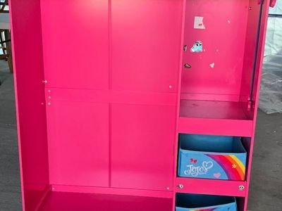 Armoire
