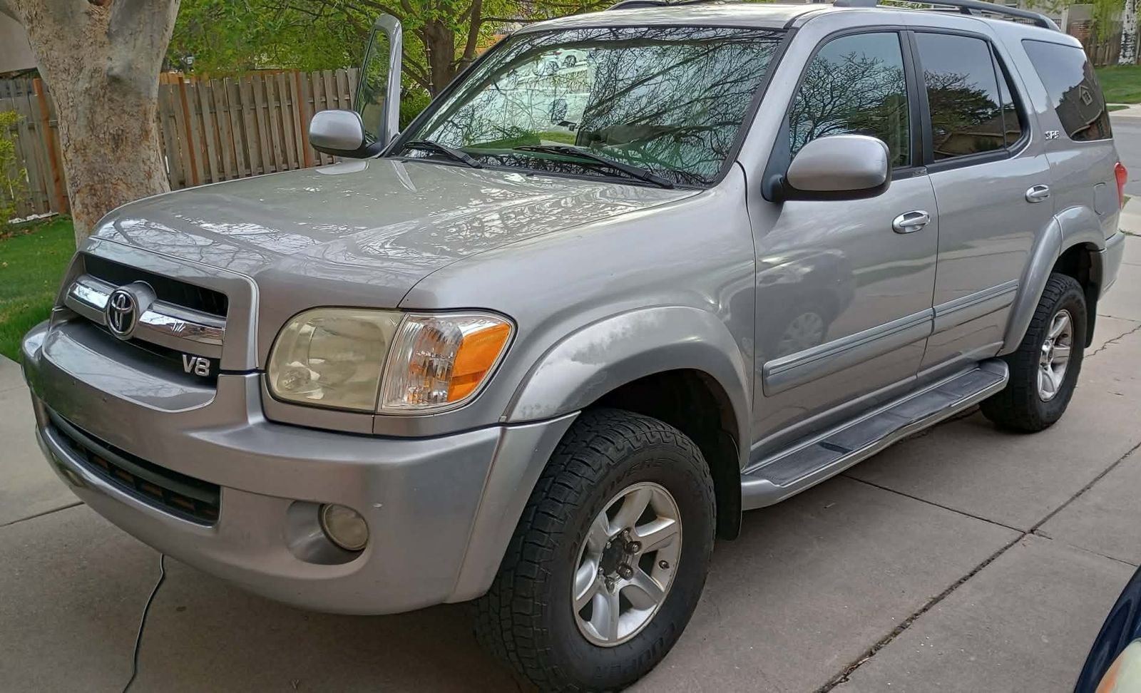 2005 Toyota Sequoia SR5