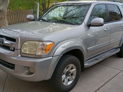 2005 Toyota Sequoia SR5
